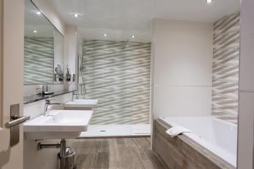 Junior-suite-deluxe-king