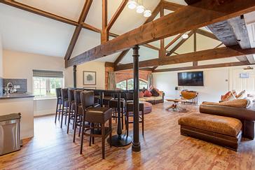 pjparty-apartment-bedroom